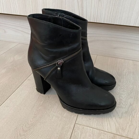 Apostrophe High heeled booties - Picture 2 of 8